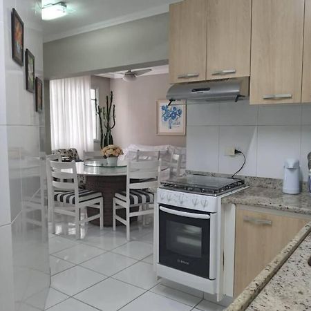 Apartamento completo na calçada da praia Apartment Guaruja Bagian luar foto