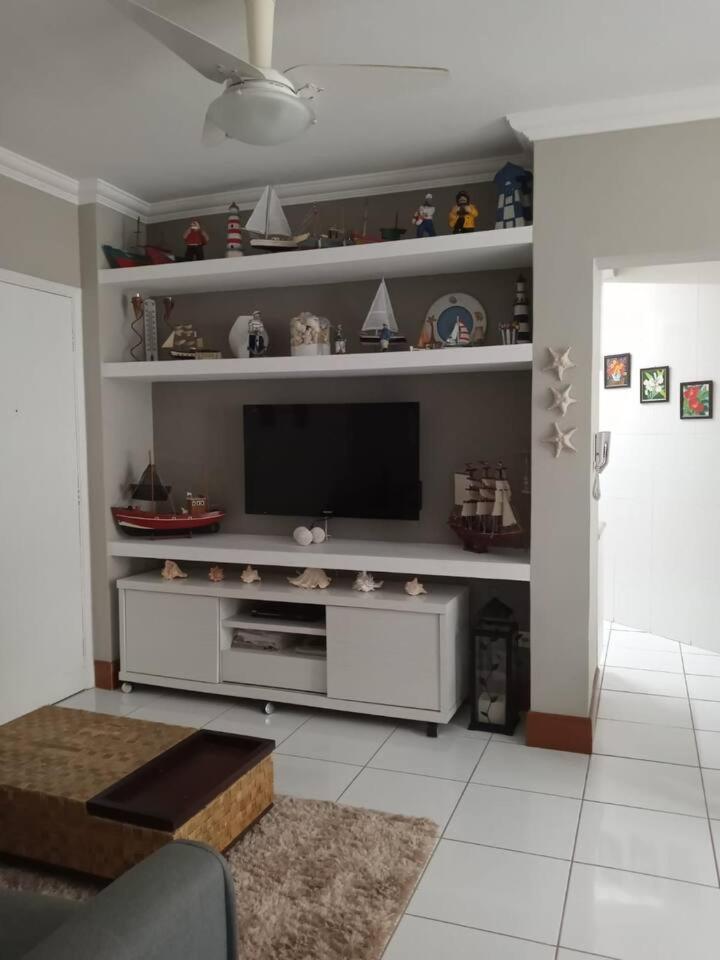 Apartamento completo na calçada da praia Apartment Guaruja Bagian luar foto
